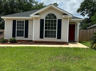 1010 Hamilton Bridges Dr E, Mobile, AL 36695