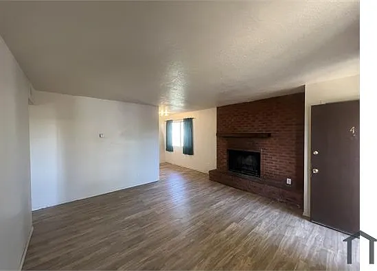 301 Dunes Pl SE #4 — Photo 5