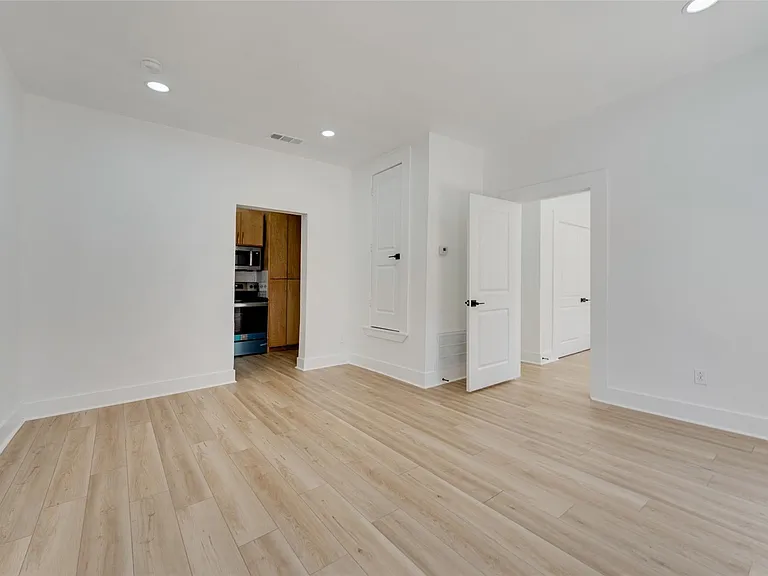 506 N Lancaster Ave #506 — Photo 23