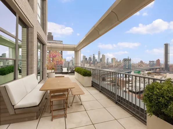 85 Jay Street image 1 of 7