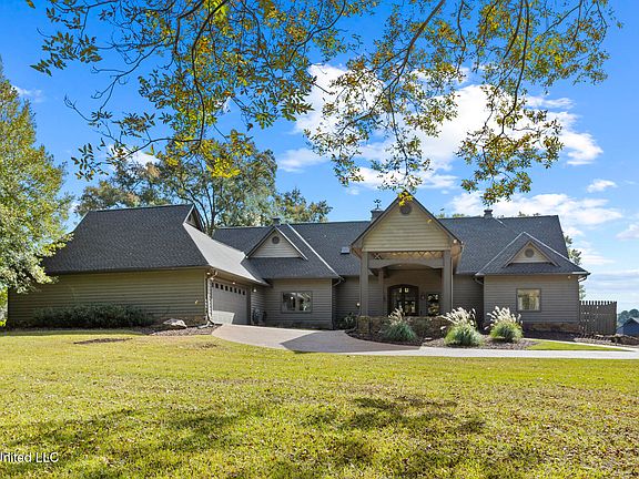 4th image of 282 Deer Haven Dr