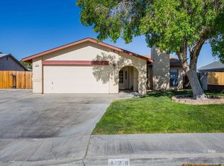126 Chambers St, Ridgecrest, CA 93555