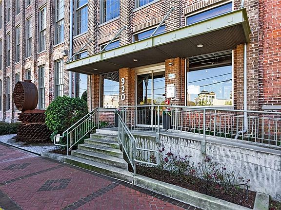 2nd image of 920 Poeyfarre St APT 336