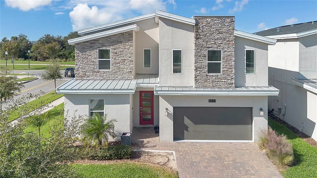 8 bed, 5.0 bath, 3922 sqft, $4,200 — Photo 2
