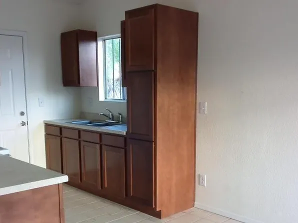 755 W 41st St, Tucson, AZ 85713