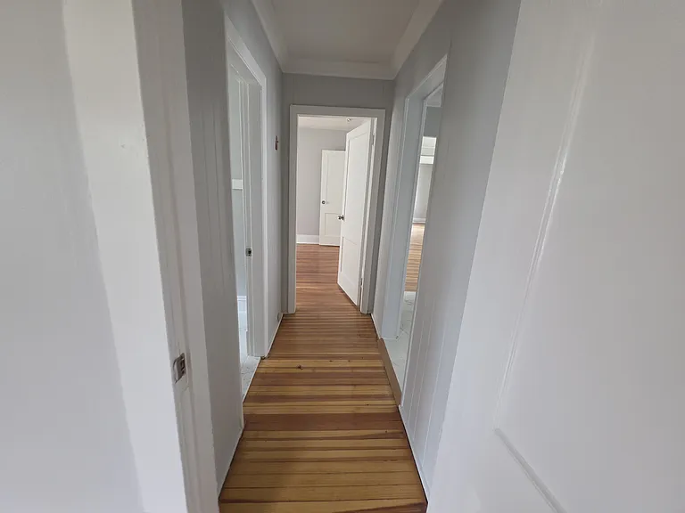 25-27 Woodlawn St #2 — Photo 20