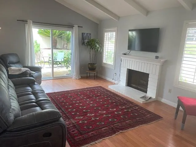 1256 Saint Helene Ct — Photo 9