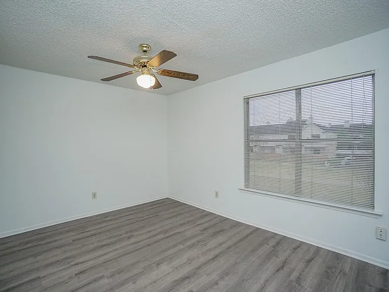 2810 Grants Lake Blvd #903 — Photo 33