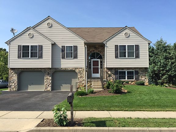 2nd image of 718 Florin Ave