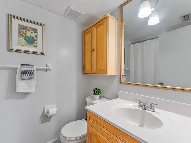109 Meadow Ln #109 — Photo 14