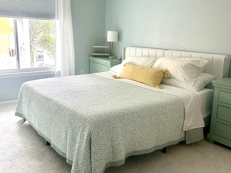 Master Bedroom with King Bed
Walk in Closet
Plenty of Storage
Remote Ceiling Fan/Light