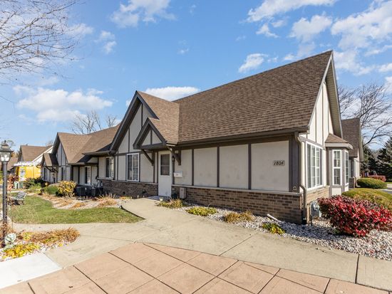1804 Willow Circle Dr #1804, Crest Hill, IL 60403