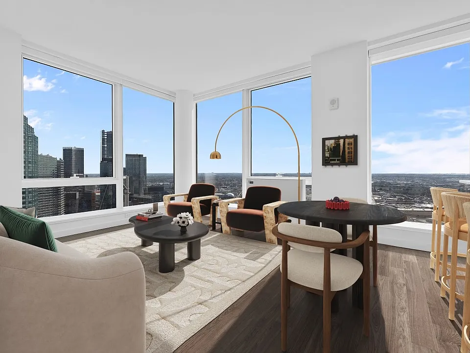22-44 Jackson Ave #4909