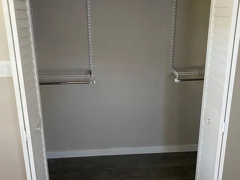 3931 Somerset Dr — Photo 11