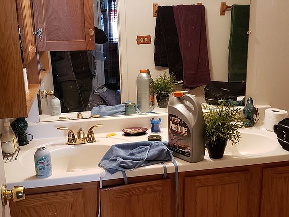 5th image of 2221 Windsor Ln