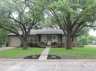 1610 Burt St, Bryan, TX 77802