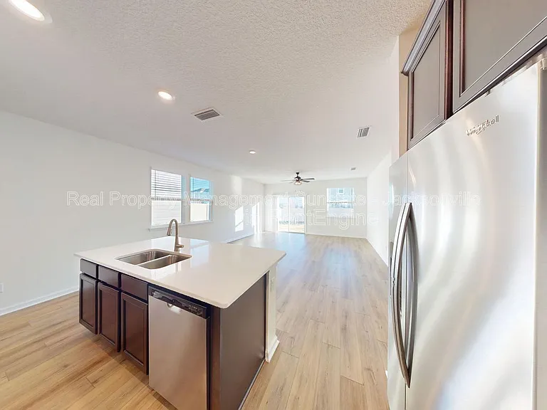 7675 Merchants Way — Photo 6