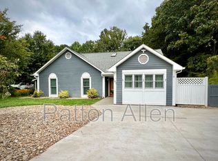 101 Firwood Ct, Asheville, NC 28804
