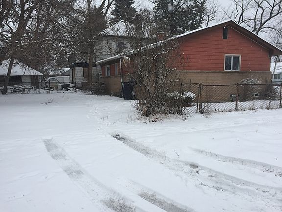 5th image of 19903 Forrer St