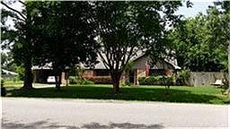 1st image of 410 N Shady Ln