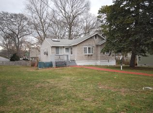 5 Freeman Ave, Nesconset, NY 11767