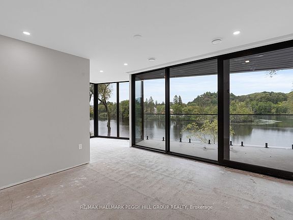 4th image of 32 Brunel Rd #201