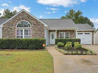 903 E Emerald Springs Dr, Boiling Springs, SC 29316