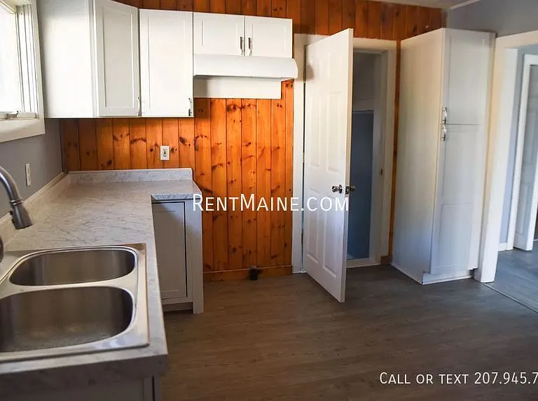 171 Riverside Dr #3 — Photo 2