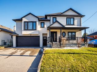105 Winston Park Blvd, Toronto, ON M3K 1C4
