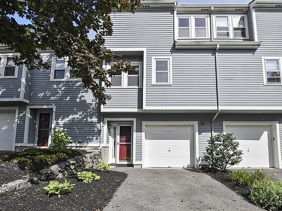 2nd image of 4-4C Halsey Way