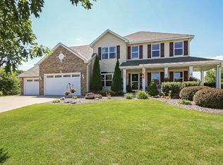 1186 Durango Point, Lino Lakes, MN 55038