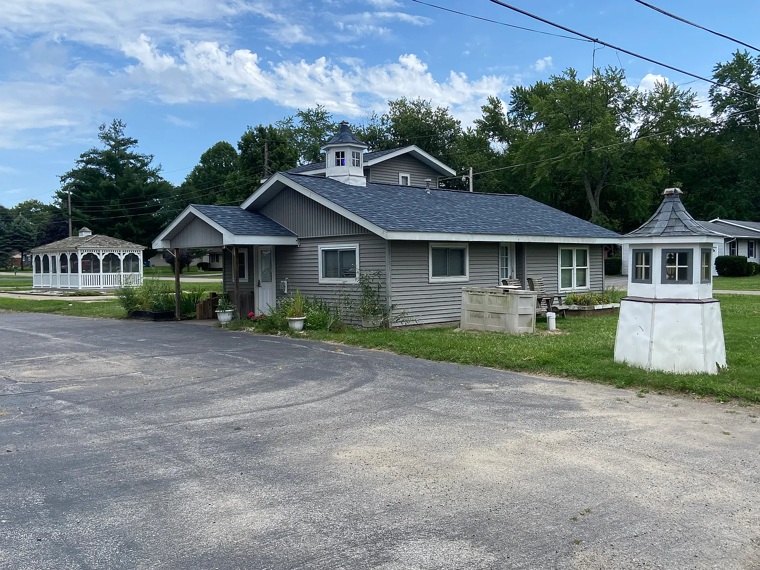 4881 Wil O Paw Dr — Photo 2