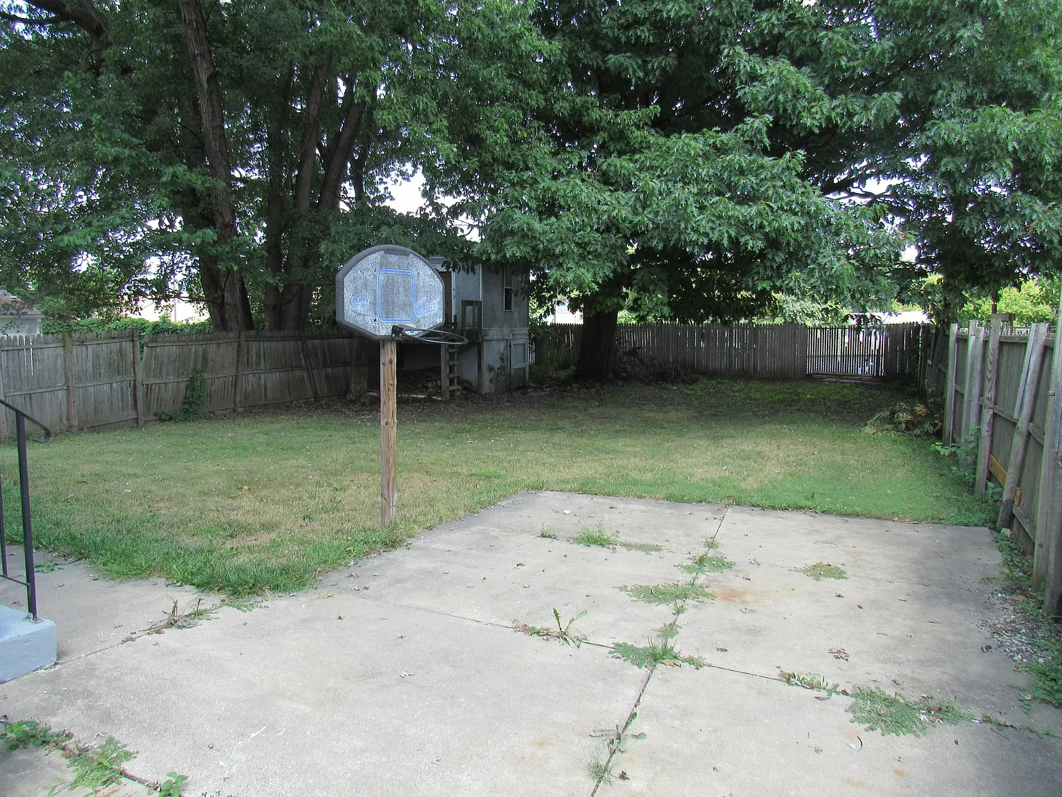 3 bed, 1112 sqft, $1,195 — Photo 4
