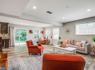 4907 Gainsborough Dr, Fairfax, VA 22032