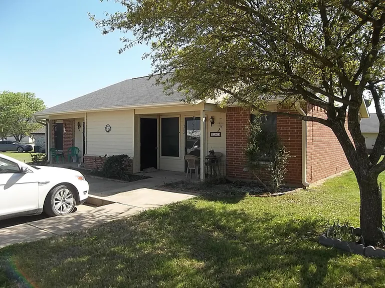 39 Circle Dr — Photo 4