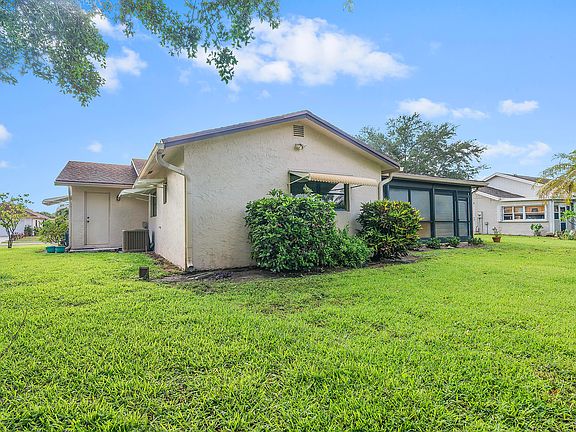 5th image of 14765 Woodlodge Lane