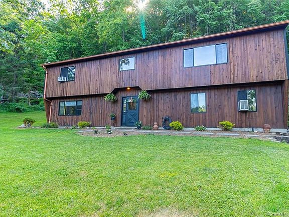 2nd image of 44 Princess Wenonah Dr