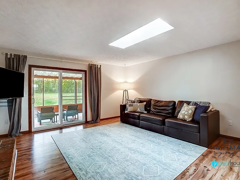 2200 Matrena Dr — Photo 10