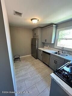 3rd image of 99 Acorn St Floor 2