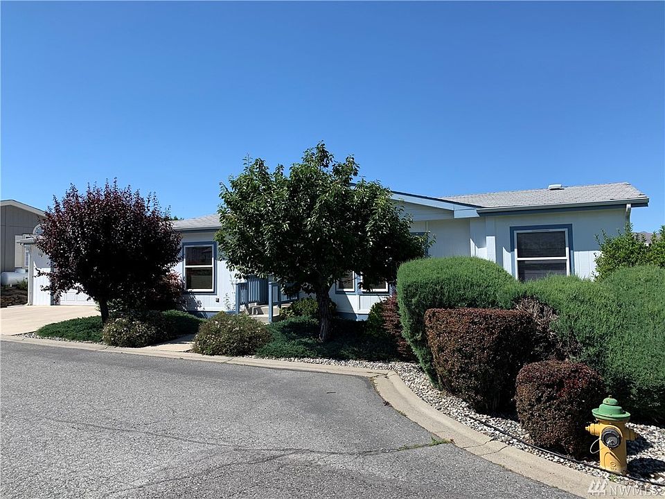 1st image of 1620 Meadowridge Dr #17
