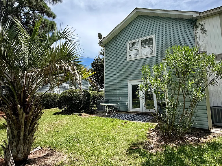 248 Oxford Ct — Photo 15