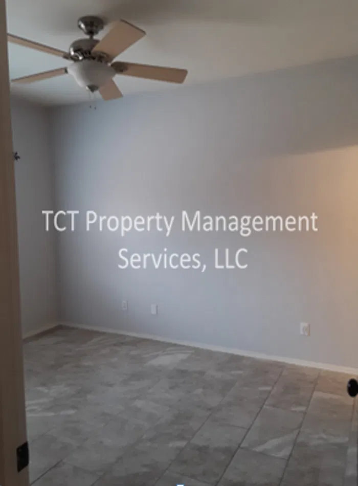 3 bed, 2.0 bath, 1260 sqft, $1,895 — Photo 4