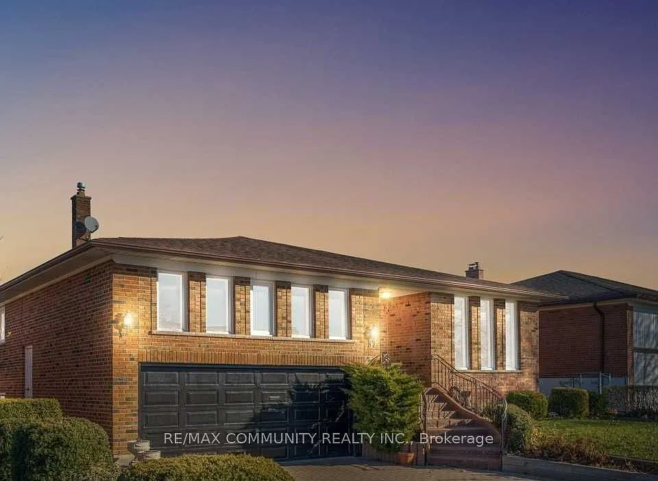 57 Corinthian Blvd