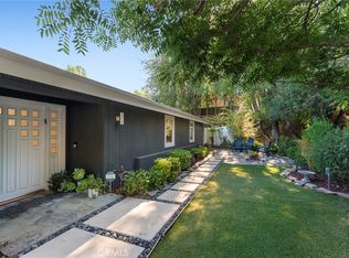 5671 Collins Pl, Woodland Hills, CA 91367