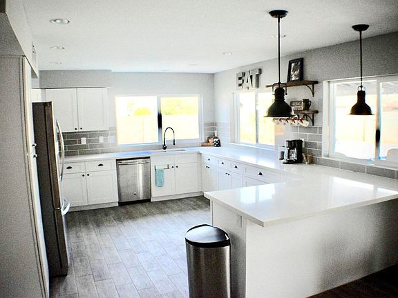 5th image of 1251 W Madero Ave