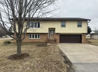 125 W Veterans Dr, Ogden, IA 50212