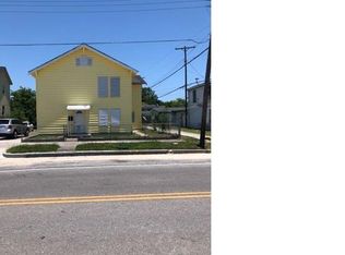 1612 Jack Johnson Blvd, Galveston, TX 77550