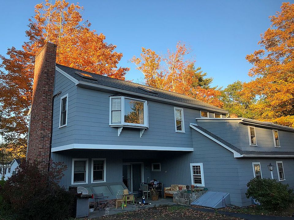 1st image of 10 Langs Ln