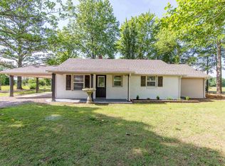 1495 Seaton Loop, Adamsville, TN 38310