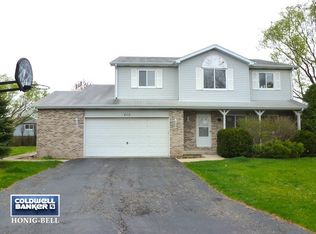 415 Beaver Ct, Oswego, IL 60543